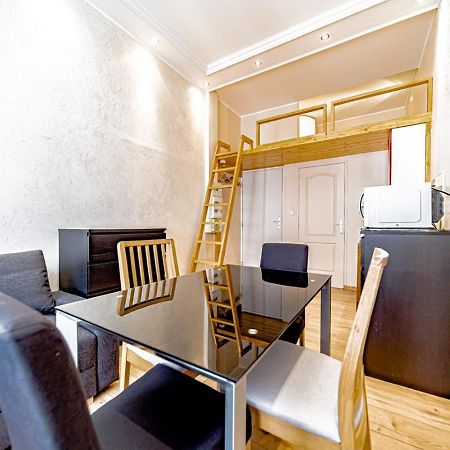 Le Petit Anna 4 Pers Lägenhet Villeurbanne Exteriör bild