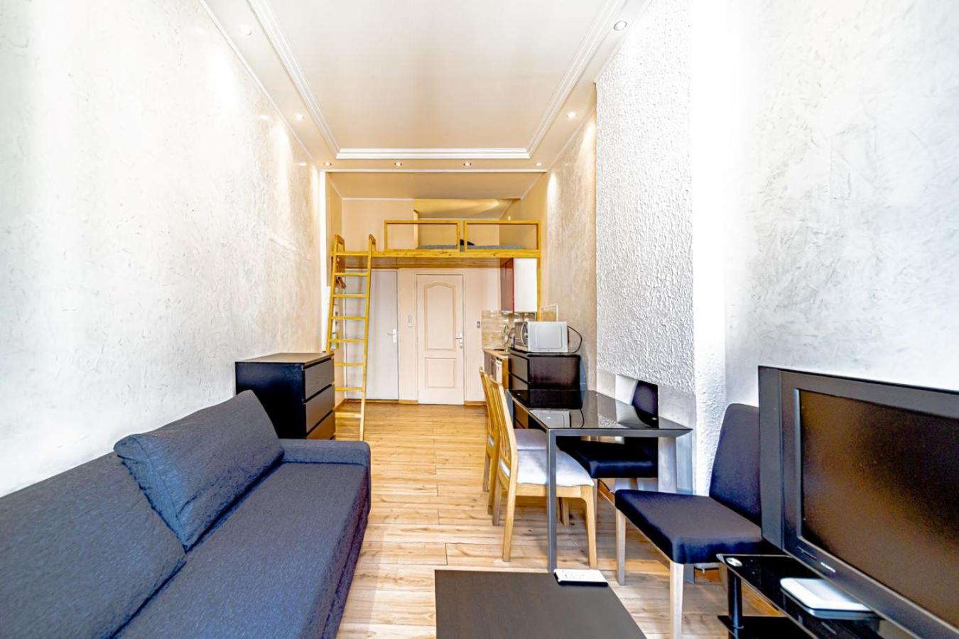 Le Petit Anna 4 Pers Lägenhet Villeurbanne Exteriör bild