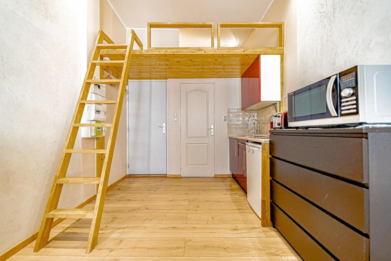 Le Petit Anna 4 Pers Lägenhet Villeurbanne Exteriör bild